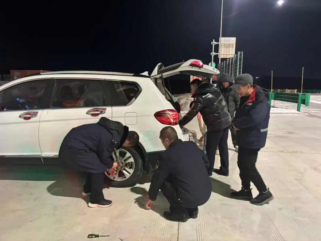 女人与公狍交酡女免费