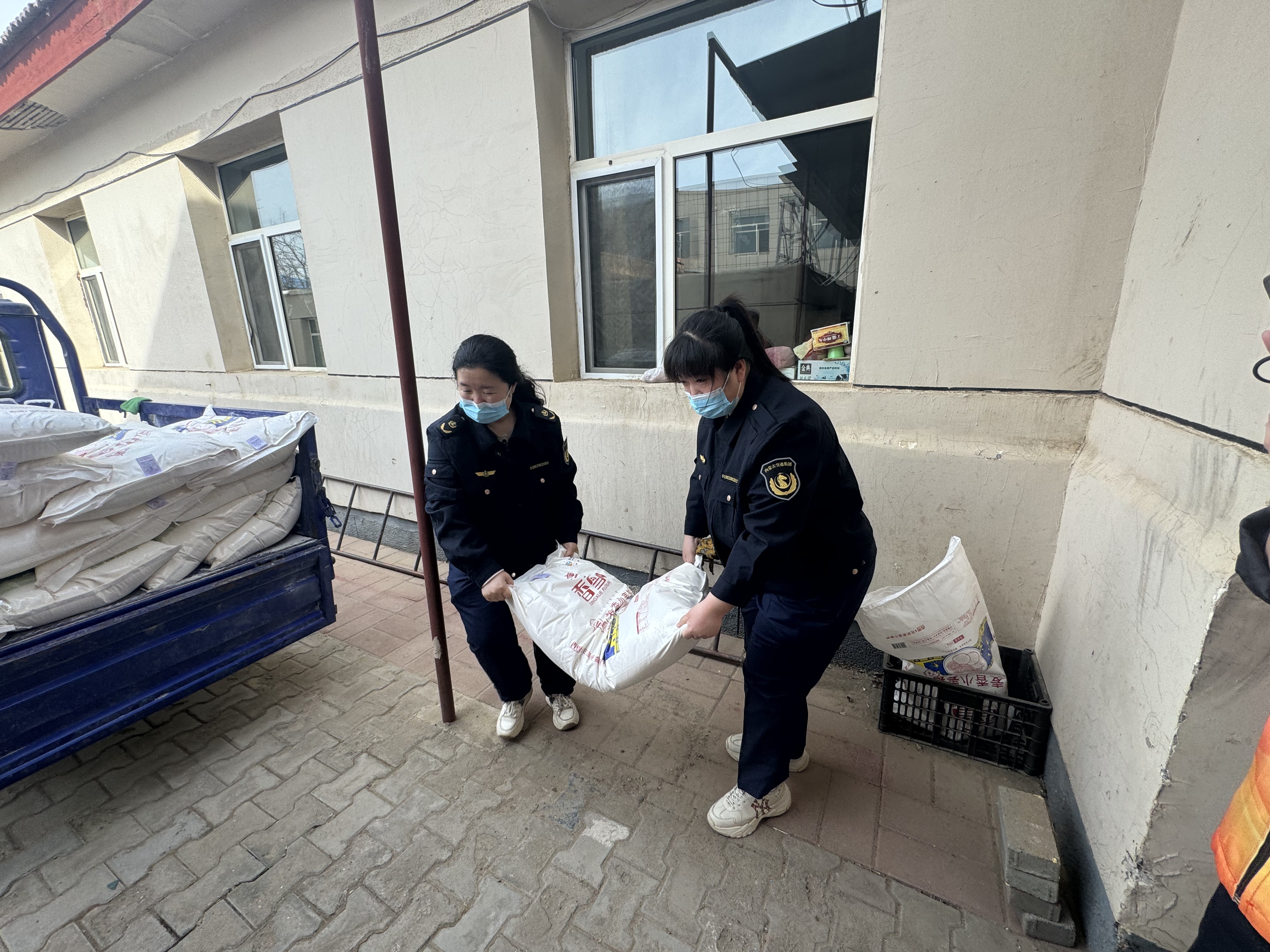 女人与公狍交酡女免费