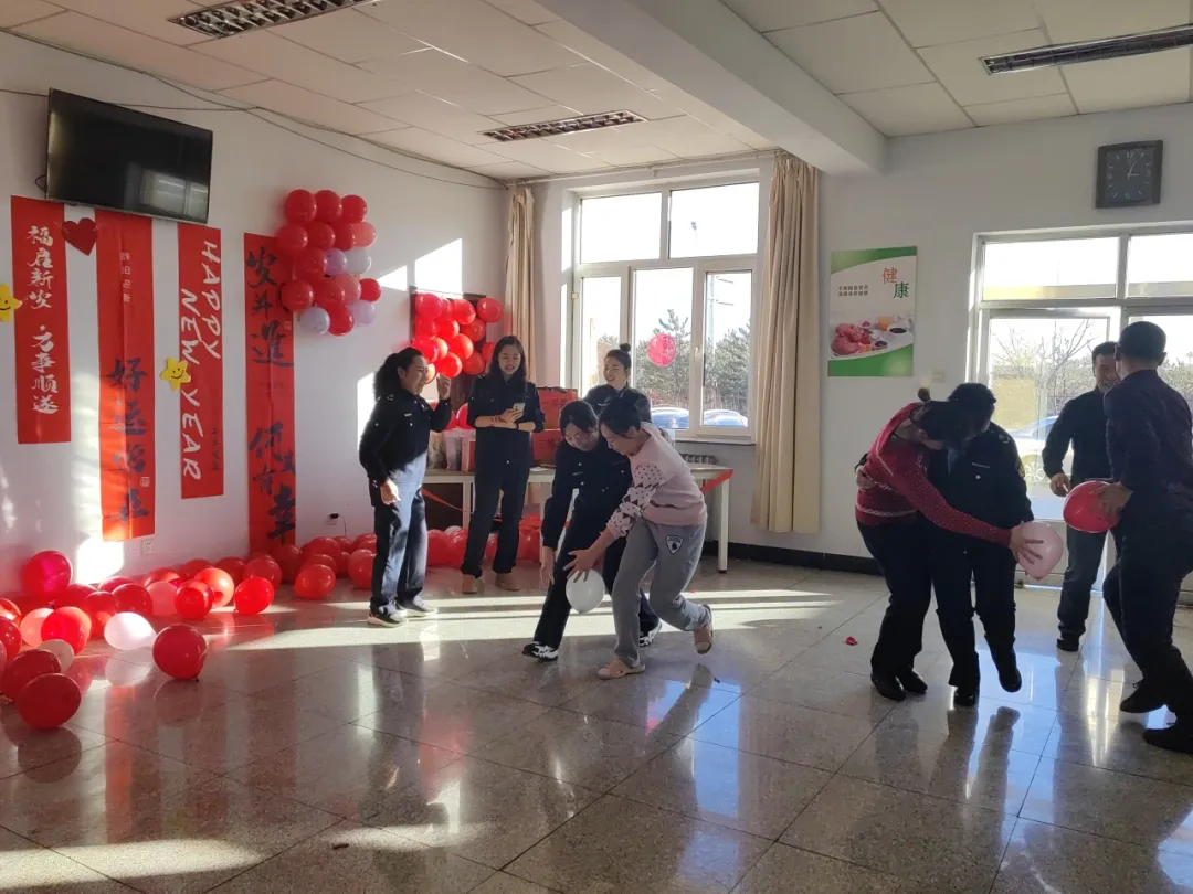 女人与公狍交酡女免费