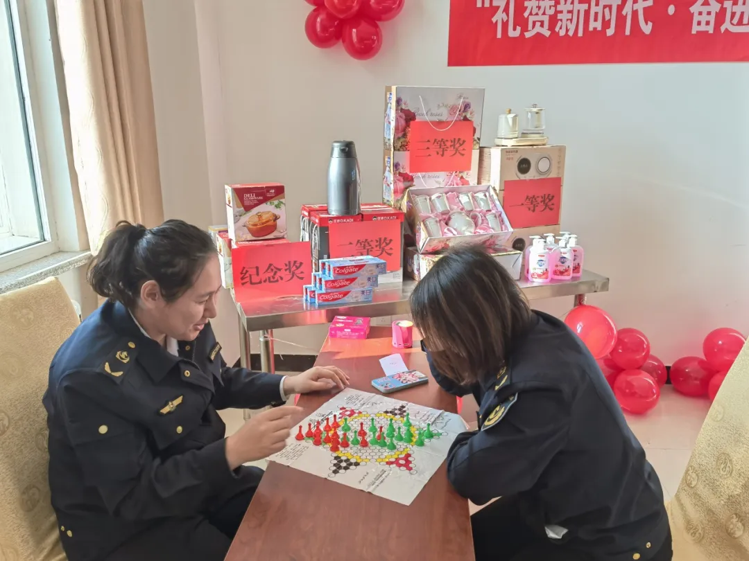 女人与公狍交酡女免费