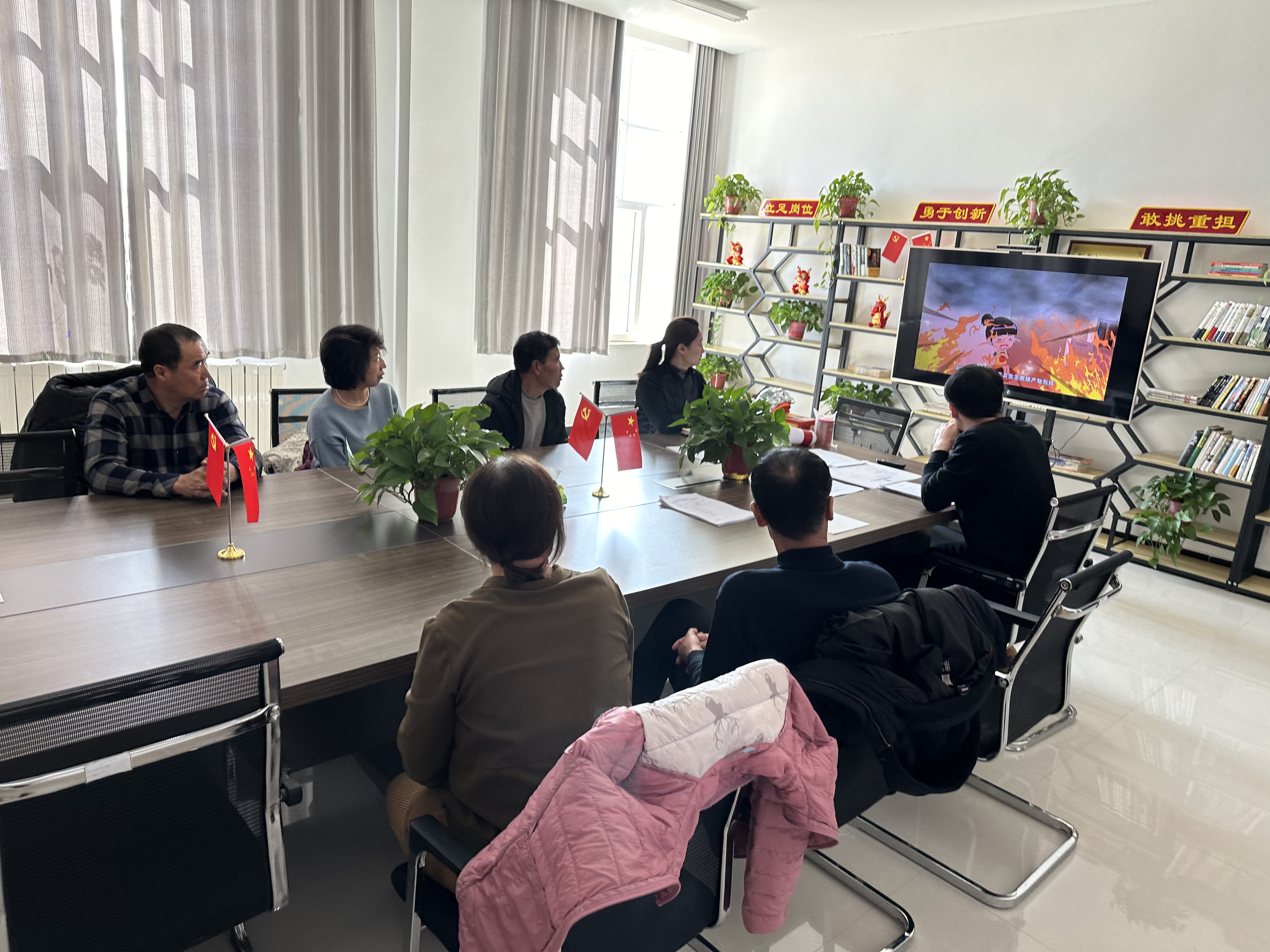 女人与公狍交酡女免费