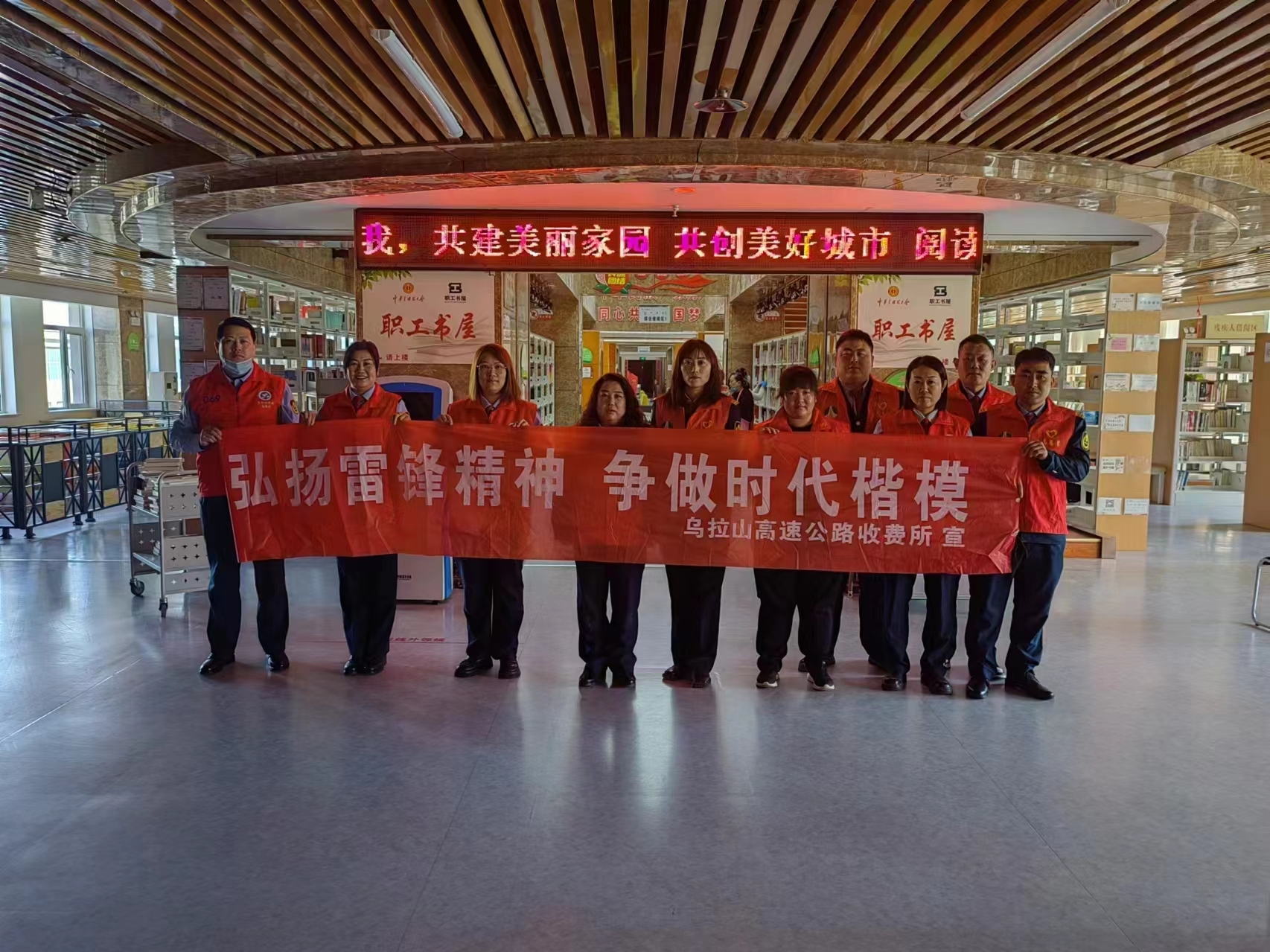 女人与公狍交酡女免费