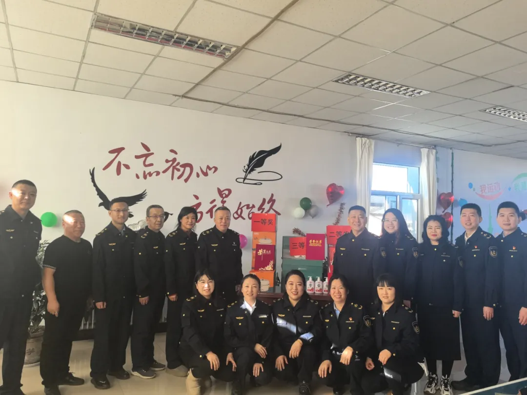 女人与公狍交酡女免费