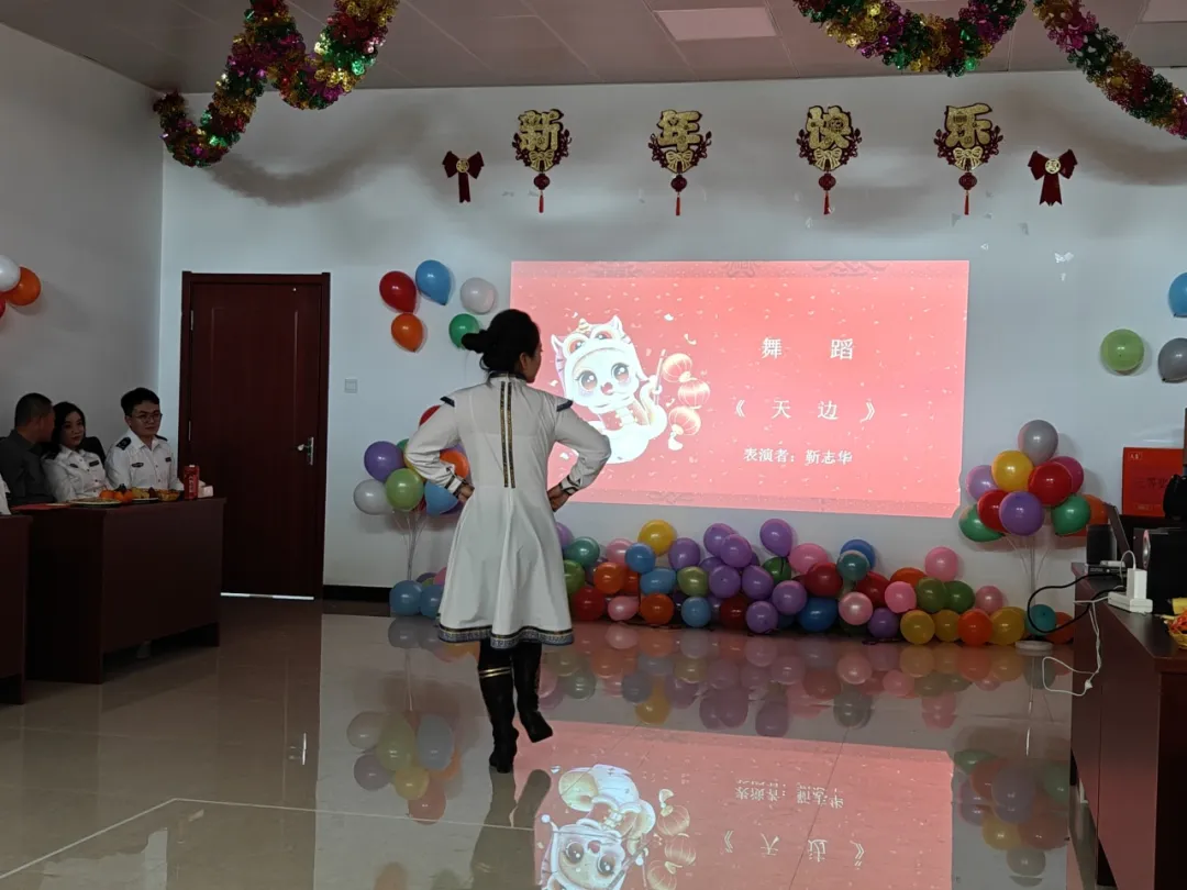 女人与公狍交酡女免费