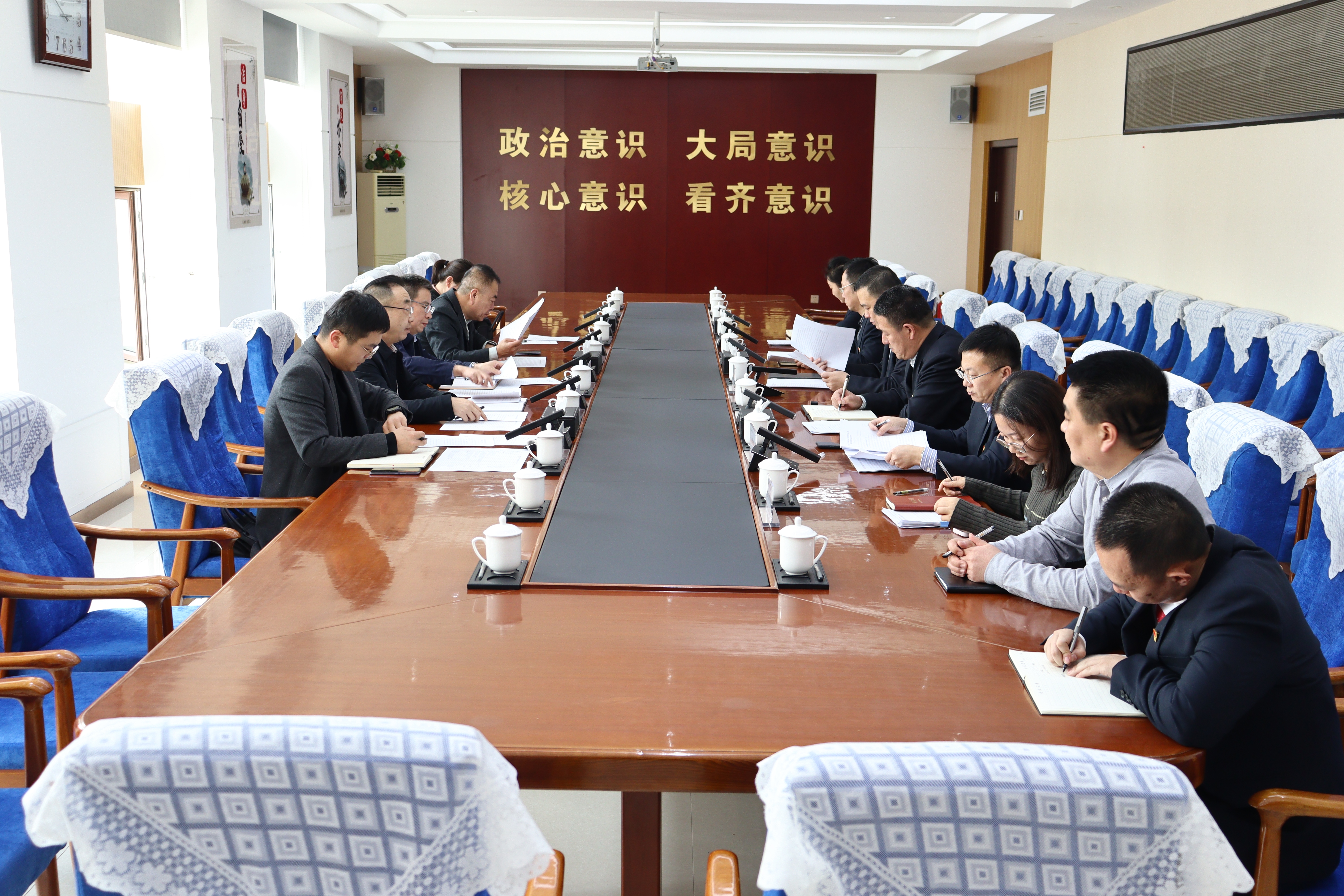 女人与公狍交酡女免费