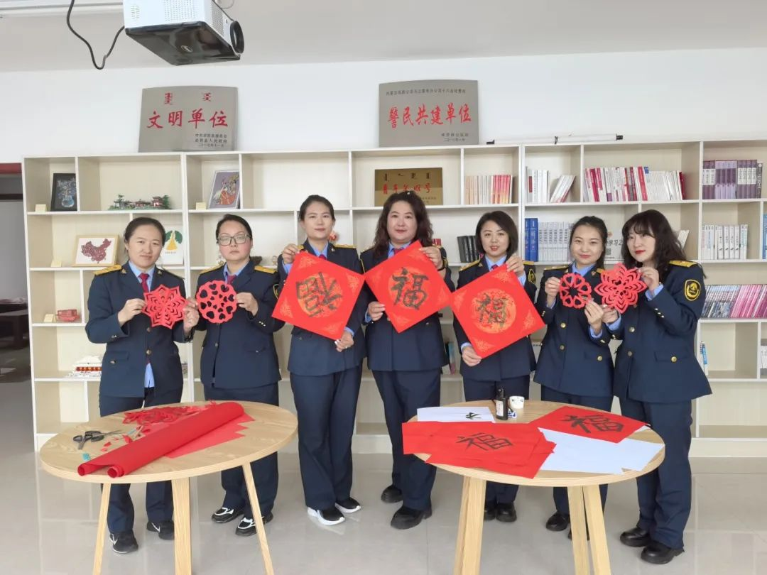 女人与公狍交酡女免费