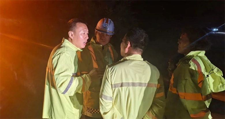 女人与公狍交酡女免费