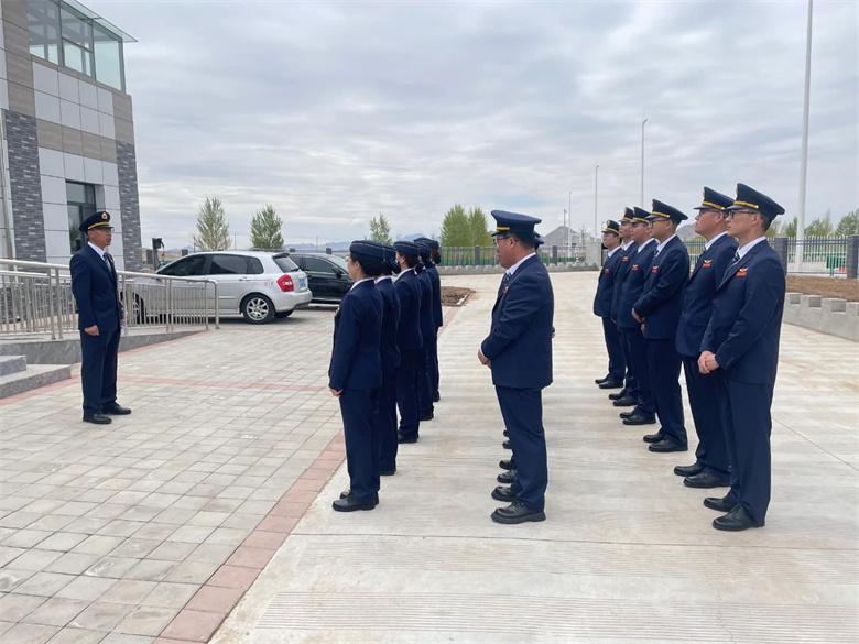 女人与公狍交酡女免费