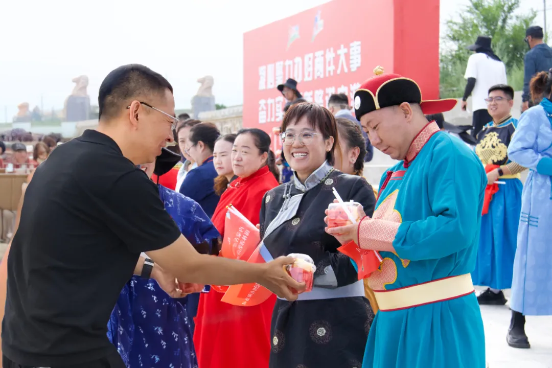 女人与公狍交酡女免费