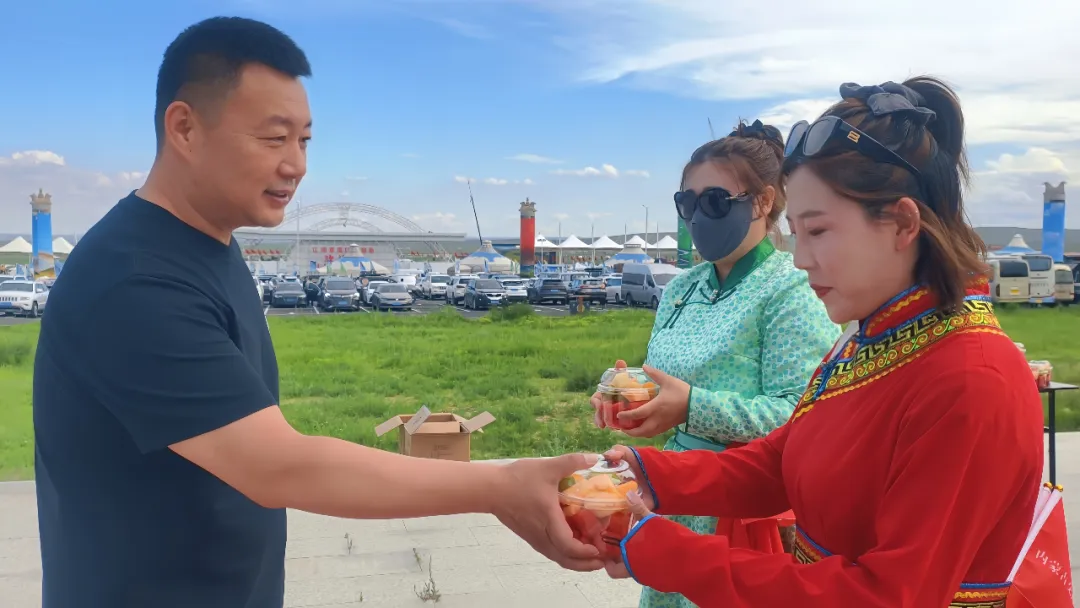 女人与公狍交酡女免费