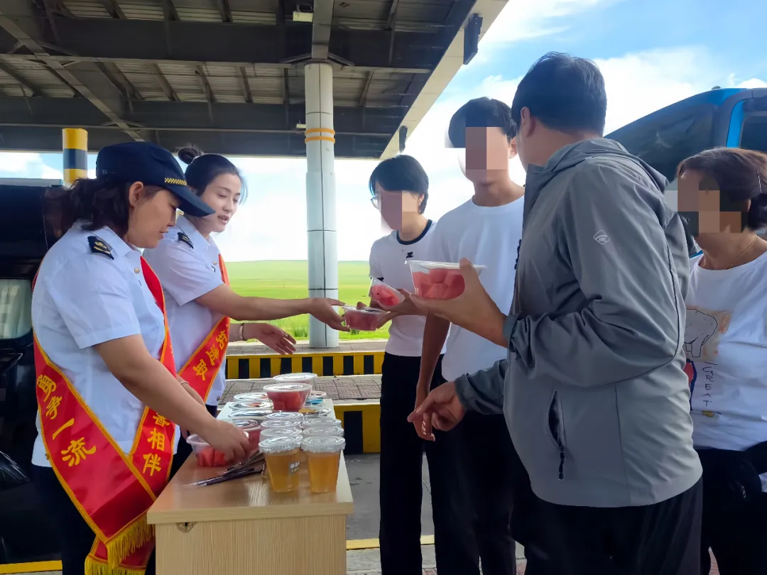 女人与公狍交酡女免费