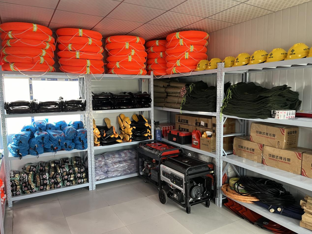 女人与公狍交酡女免费