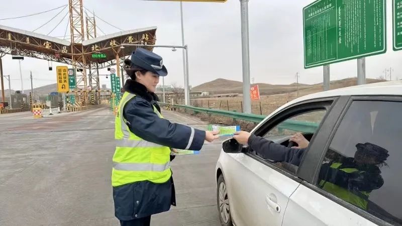 女人与公狍交酡女免费