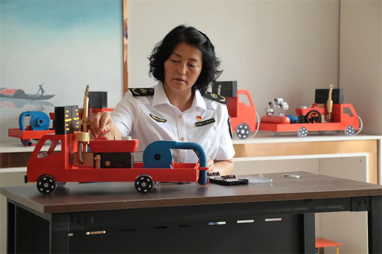 女人与公狍交酡女免费