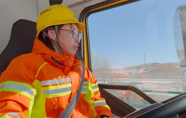 女人与公狍交酡女免费