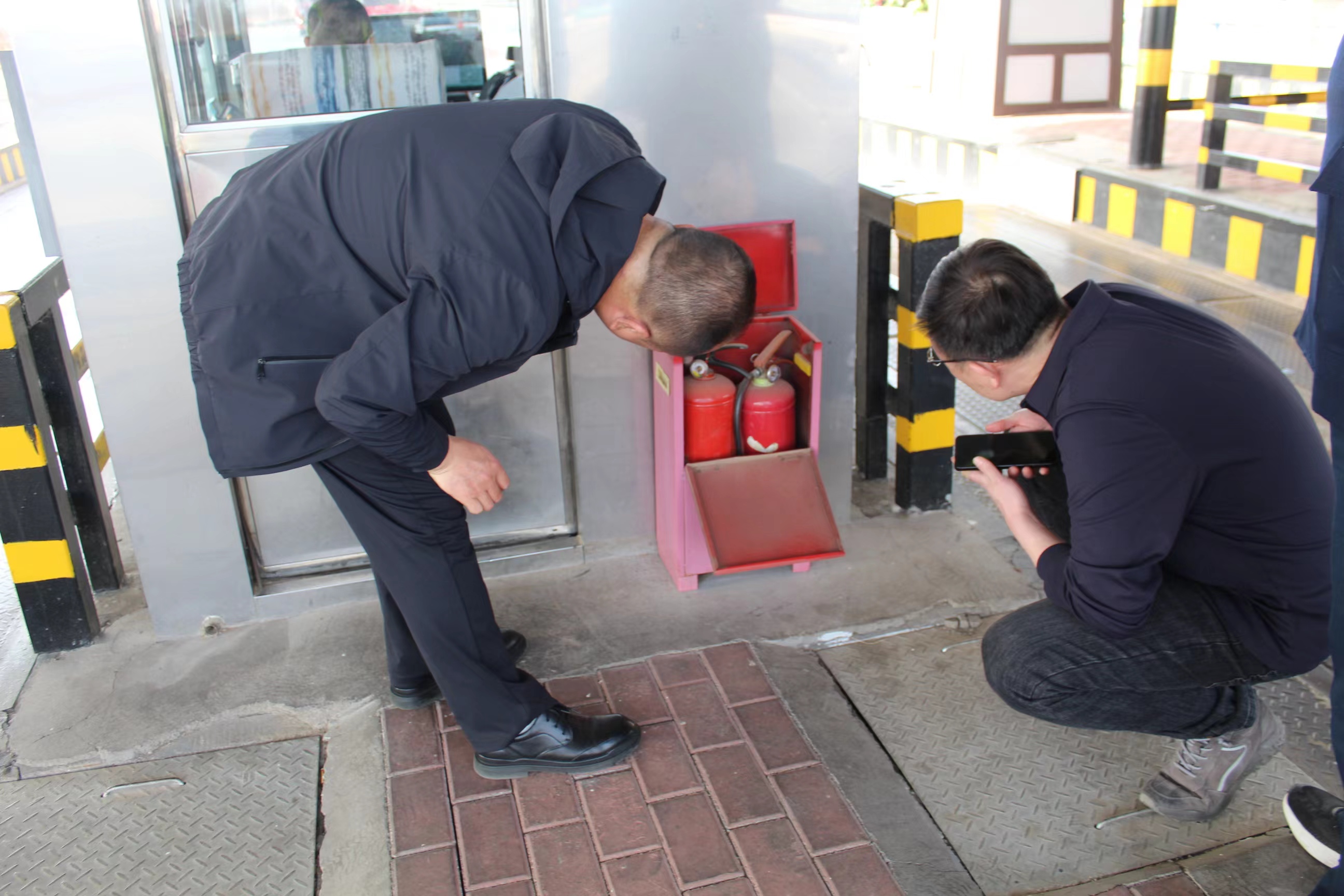 女人与公狍交酡女免费