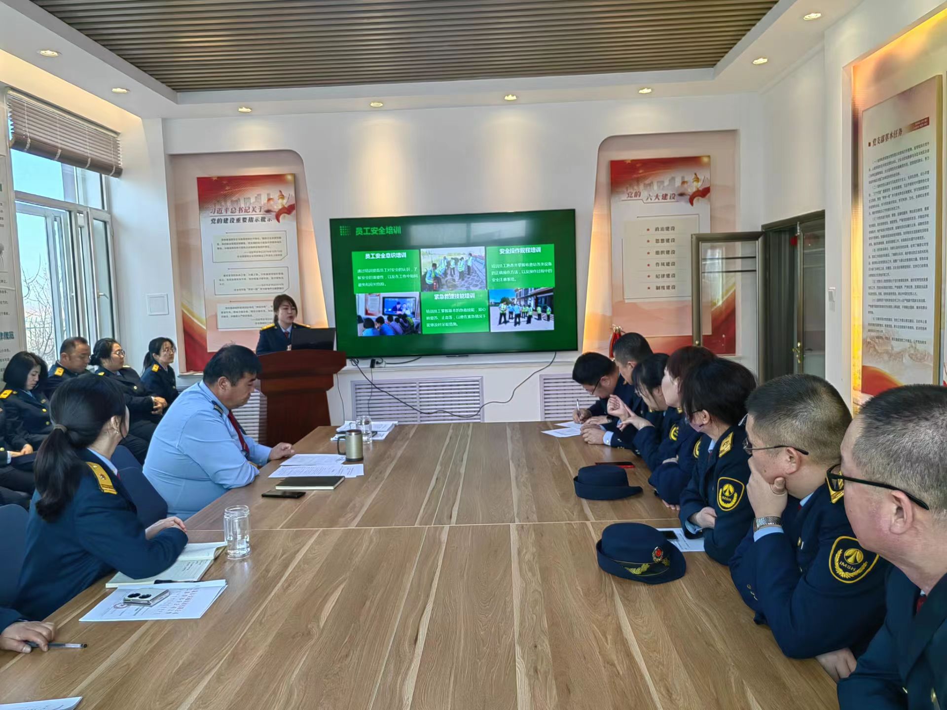 女人与公狍交酡女免费