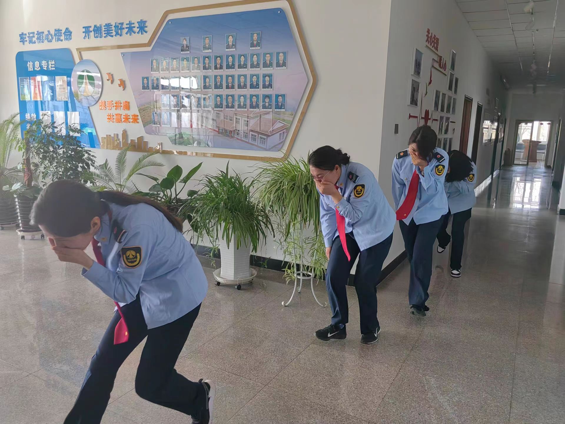 女人与公狍交酡女免费