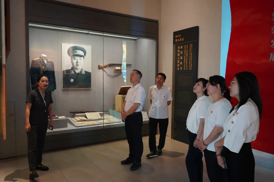 女人与公狍交酡女免费