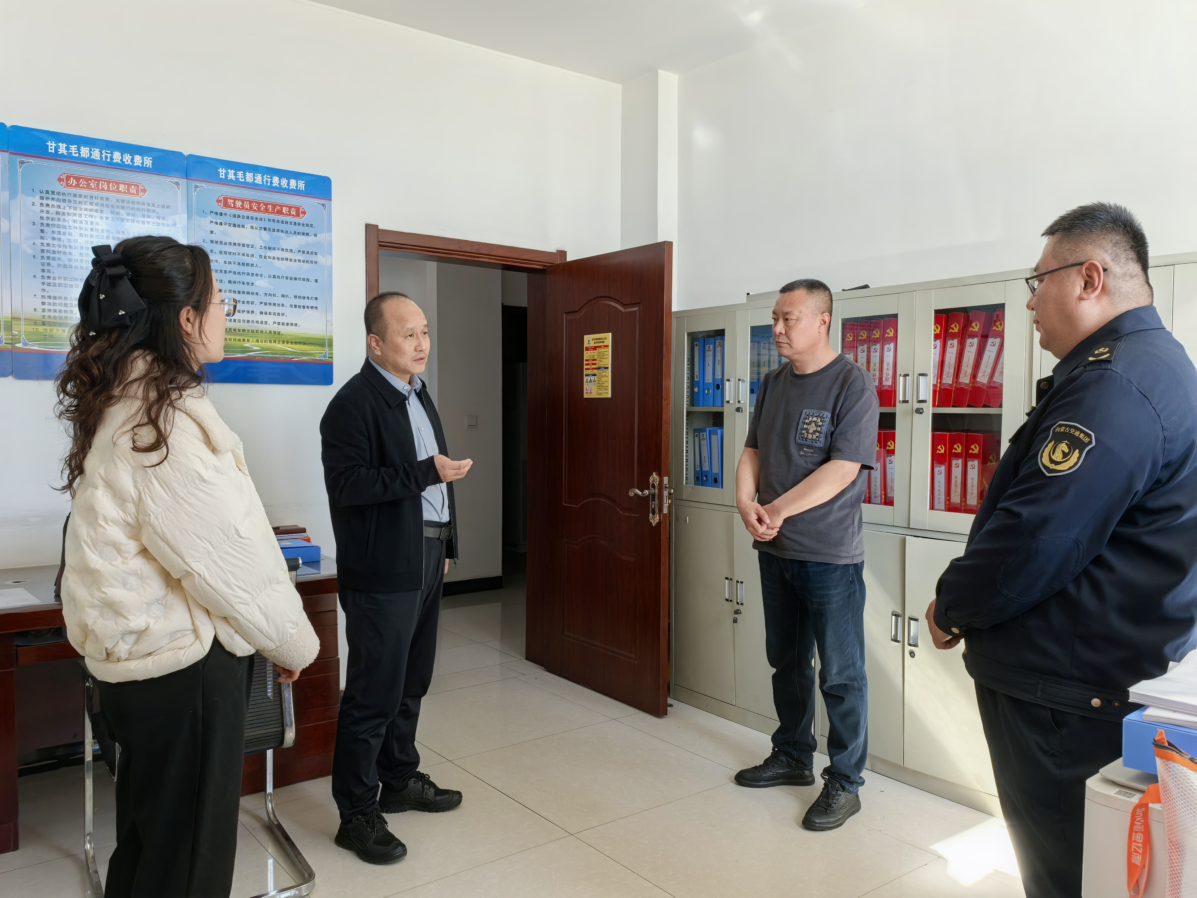 女人与公狍交酡女免费