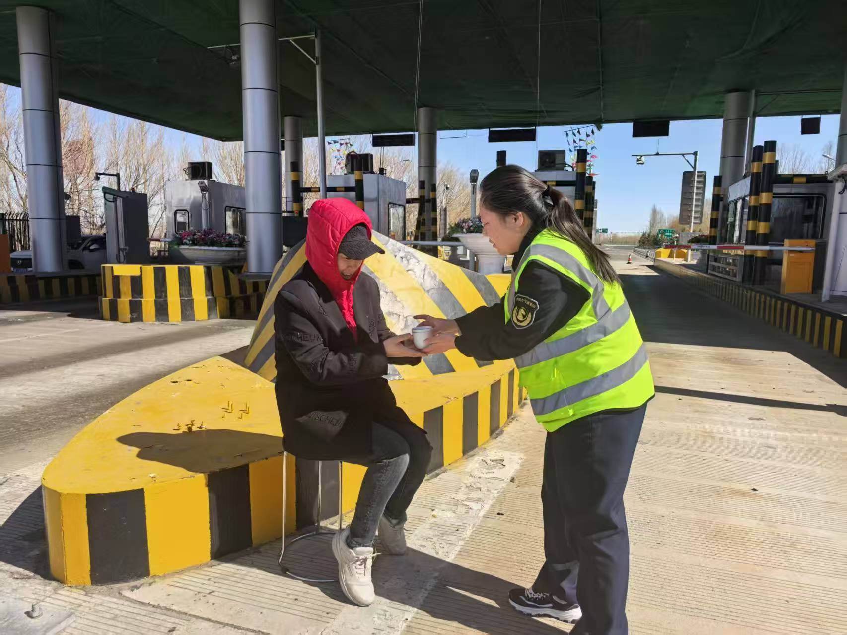 女人与公狍交酡女免费