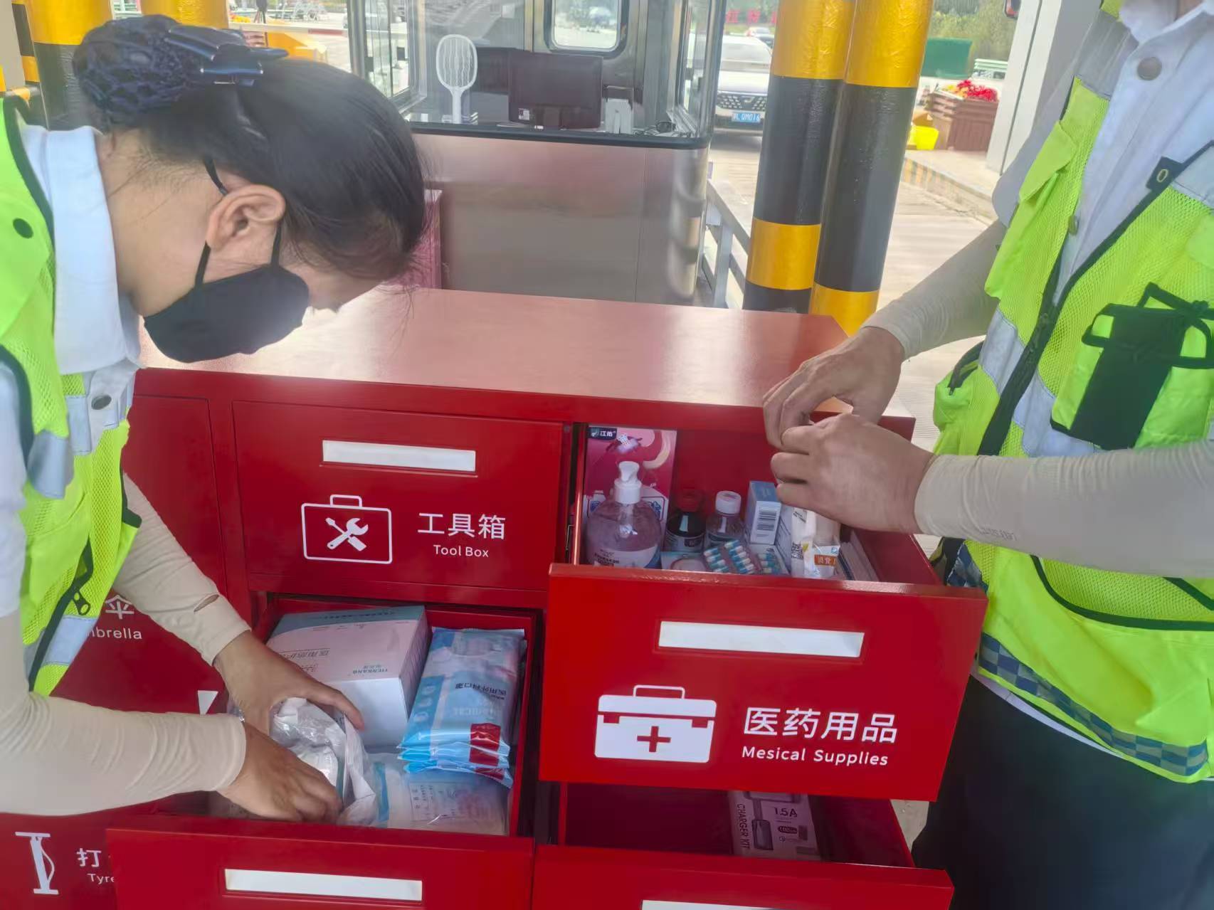 女人与公狍交酡女免费