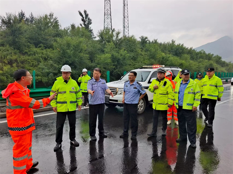 女人与公狍交酡女免费