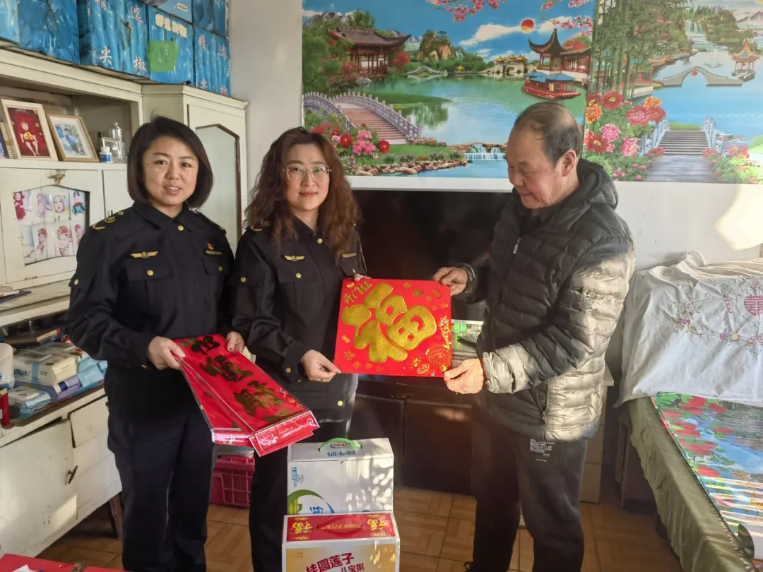 女人与公狍交酡女免费