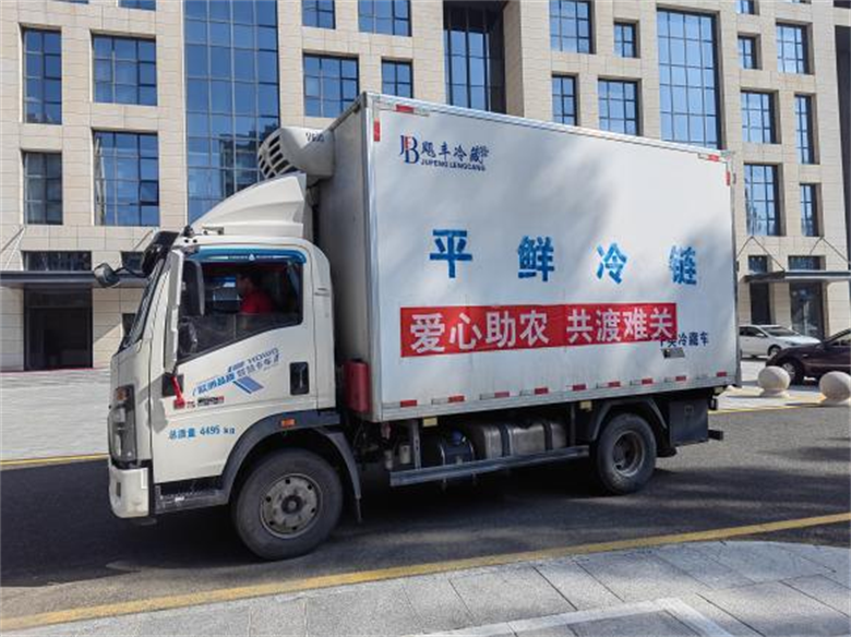 女人与公狍交酡女免费