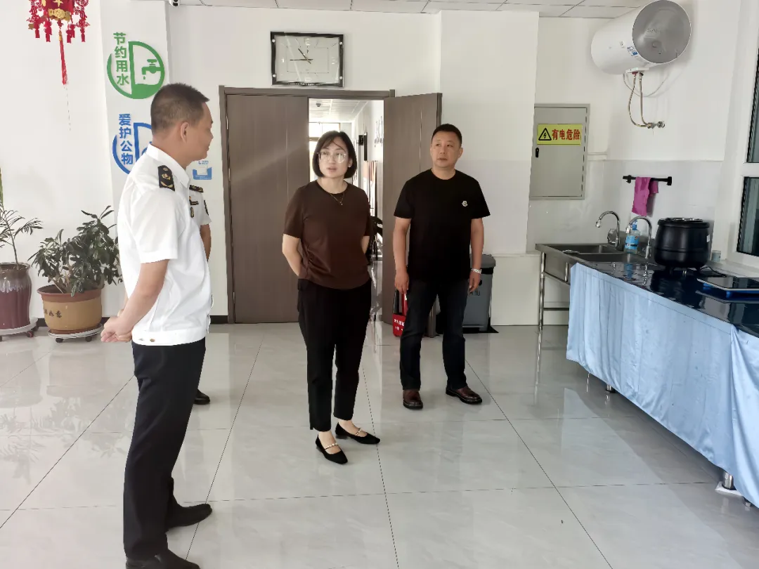 女人与公狍交酡女免费