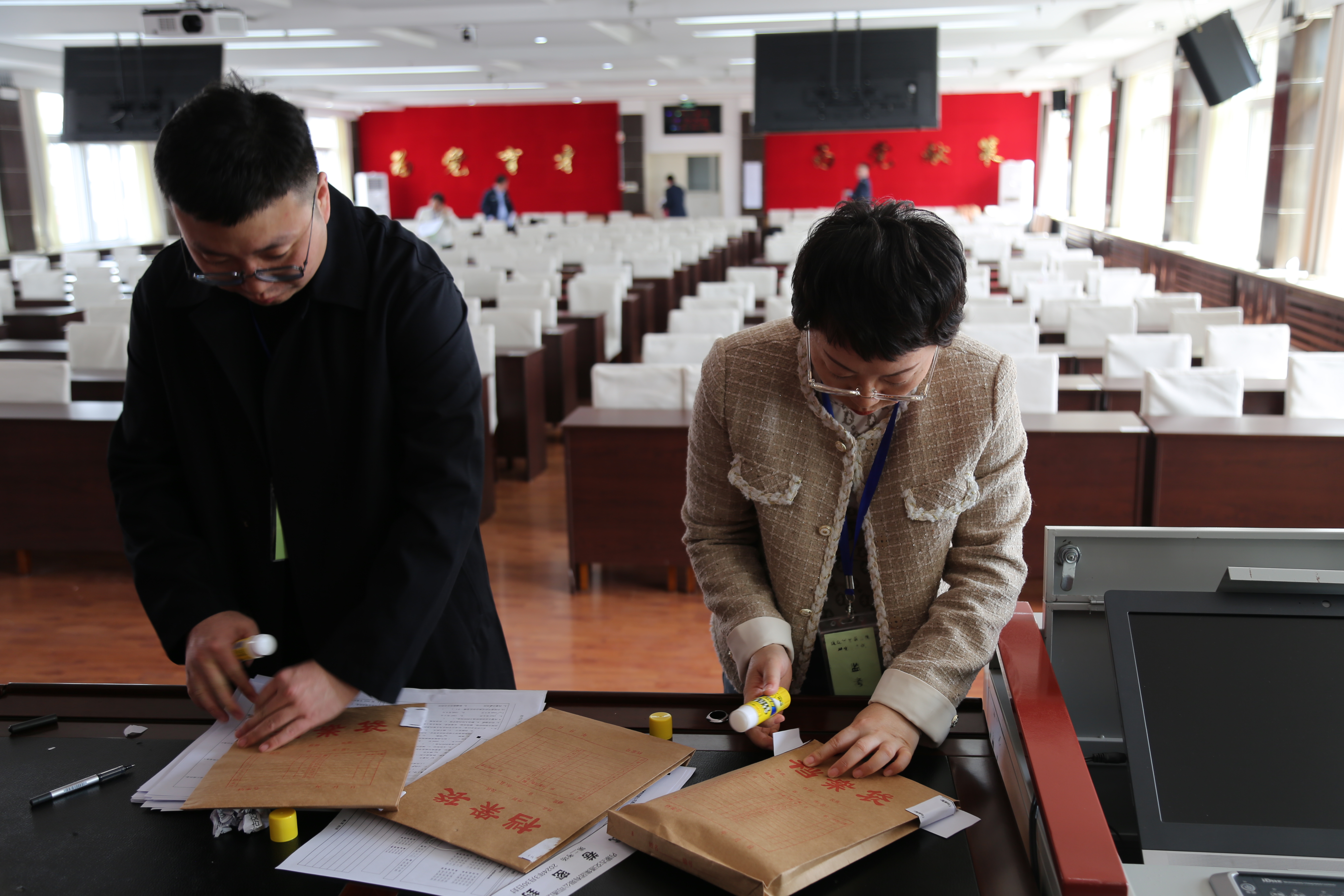 女人与公狍交酡女免费