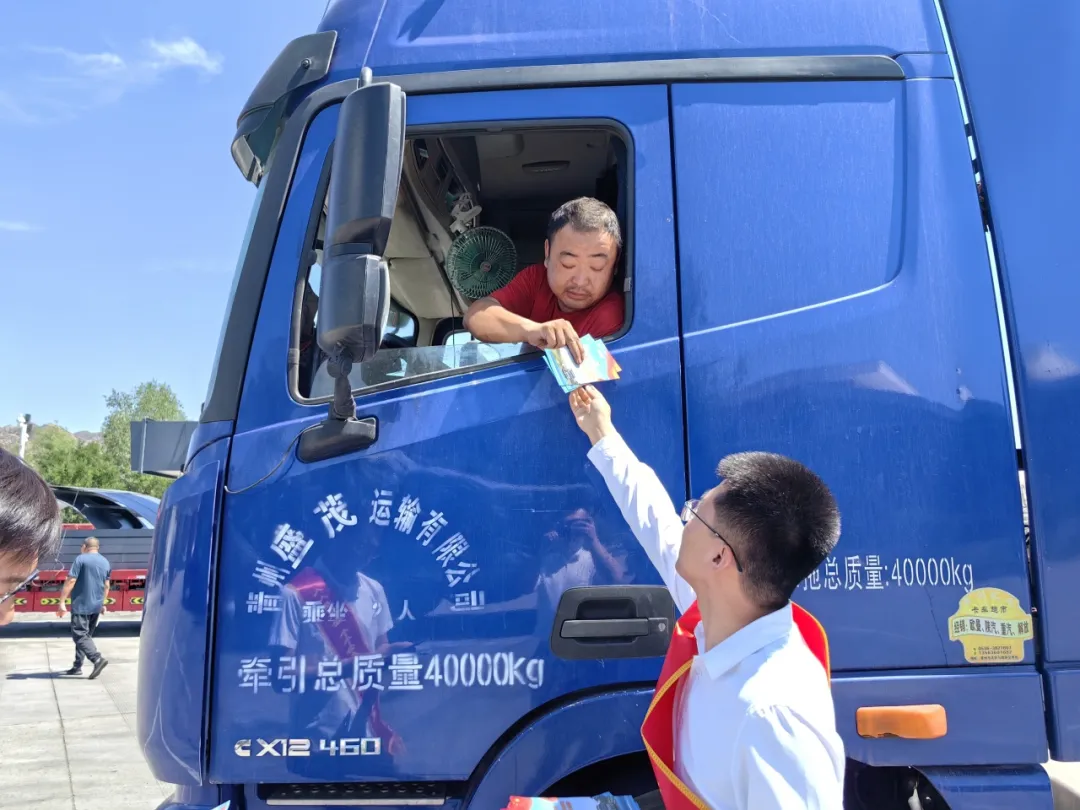 女人与公狍交酡女免费