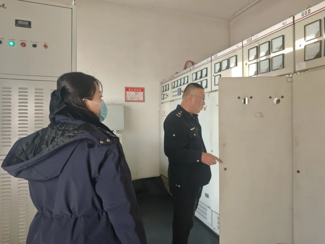 女人与公狍交酡女免费