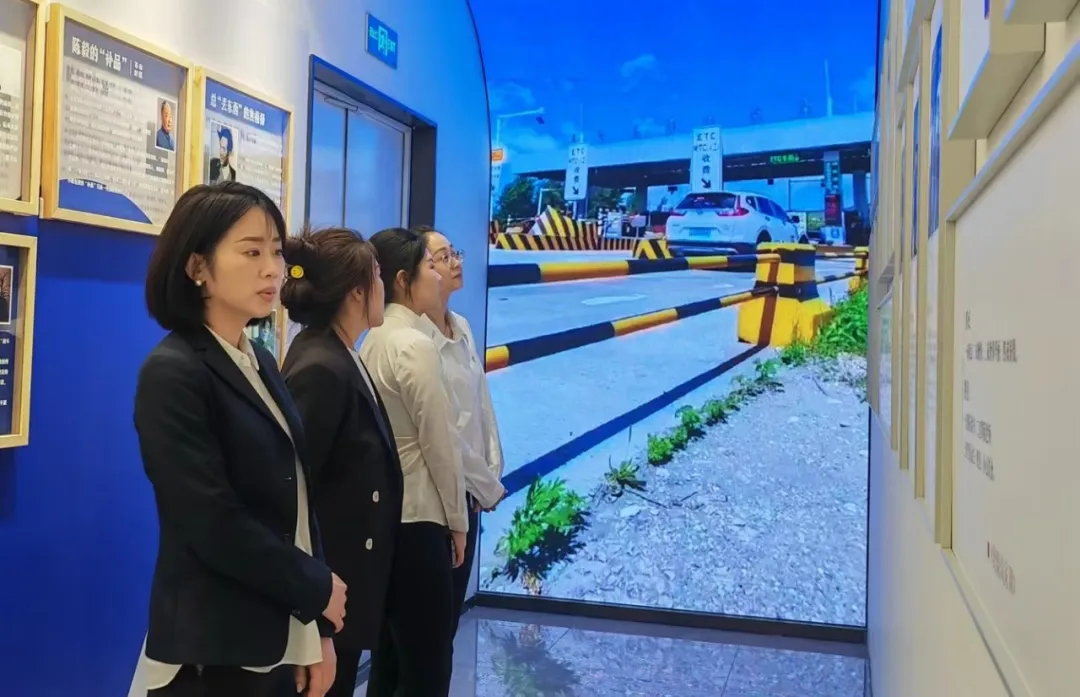 女人与公狍交酡女免费