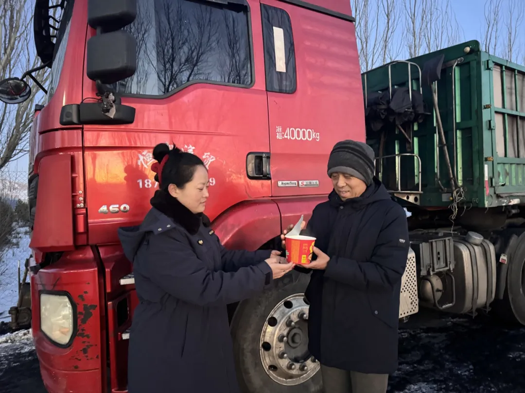 女人与公狍交酡女免费