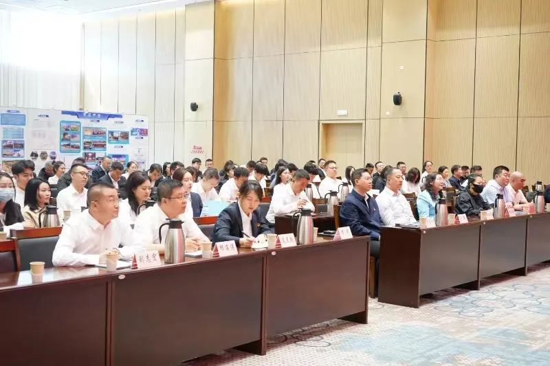 女人与公狍交酡女免费