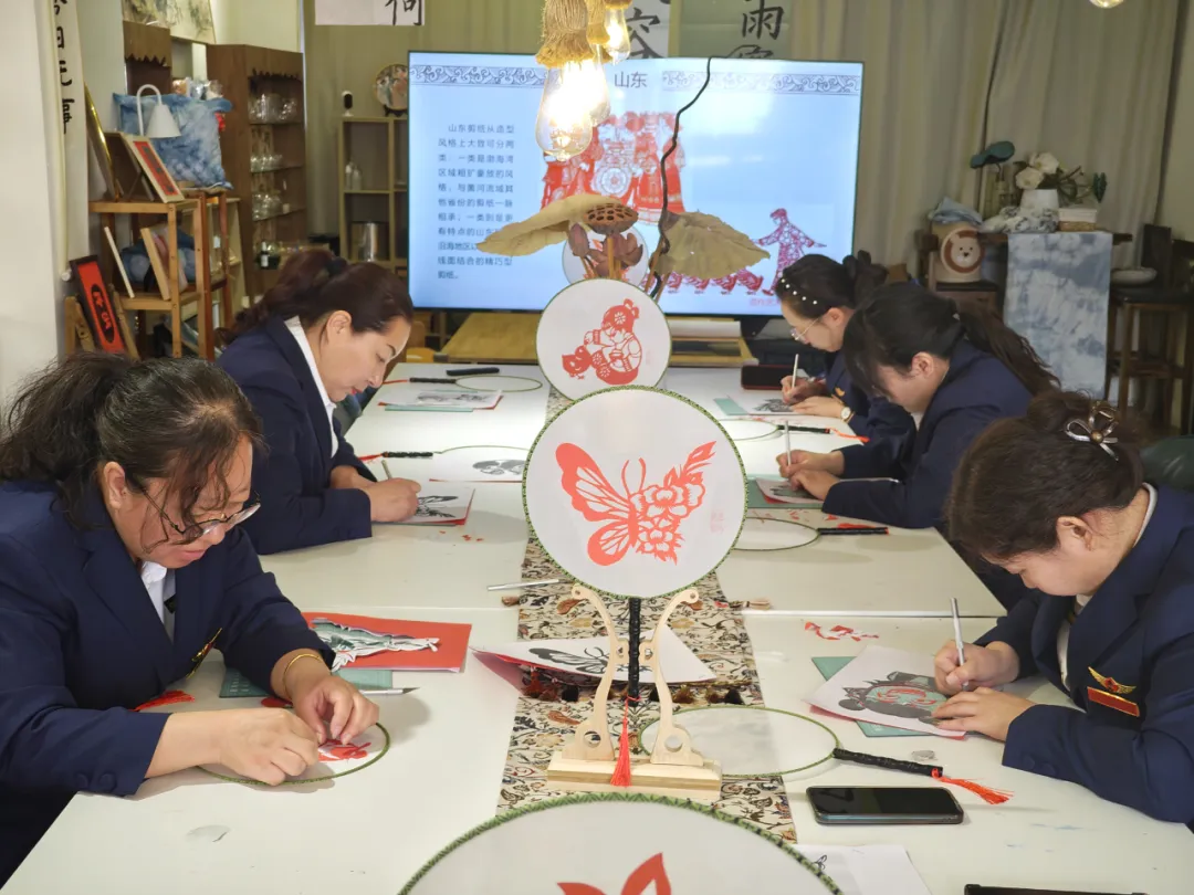 女人与公狍交酡女免费