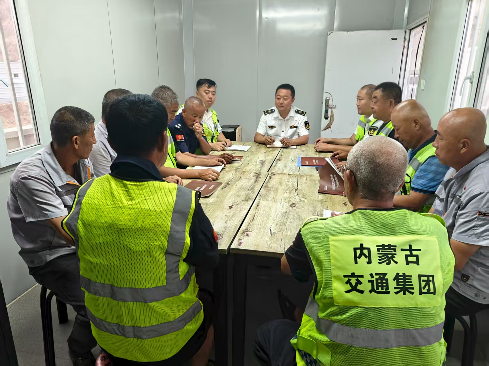 女人与公狍交酡女免费