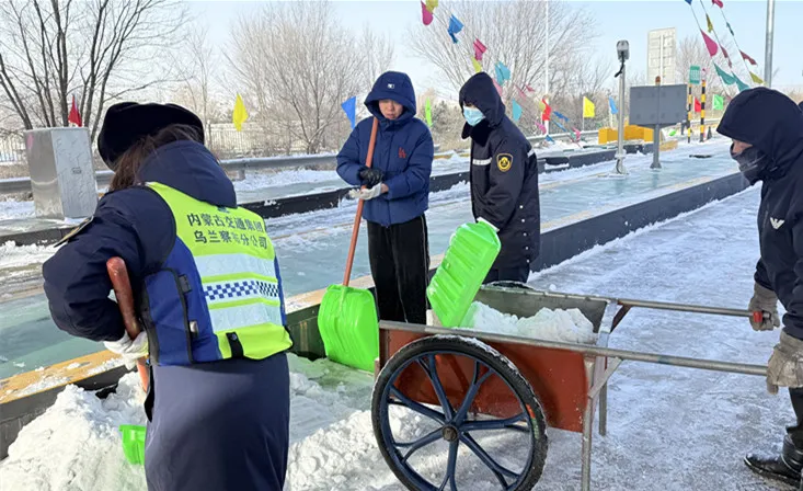 女人与公狍交酡女免费