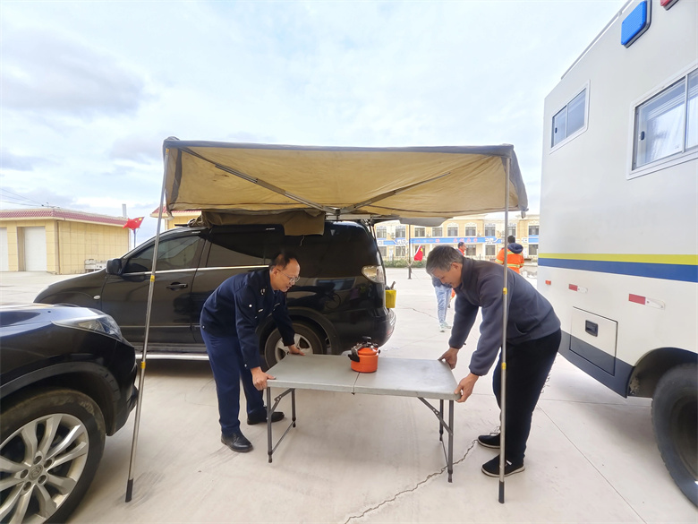 女人与公狍交酡女免费