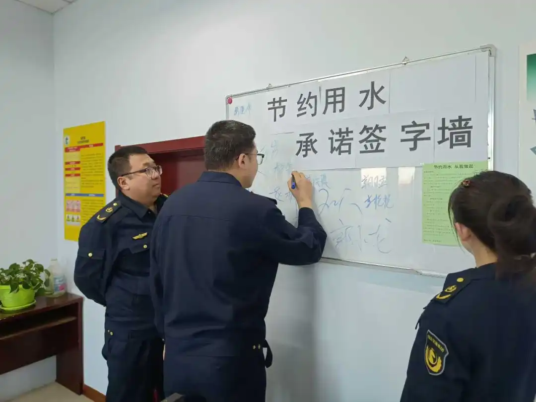 女人与公狍交酡女免费