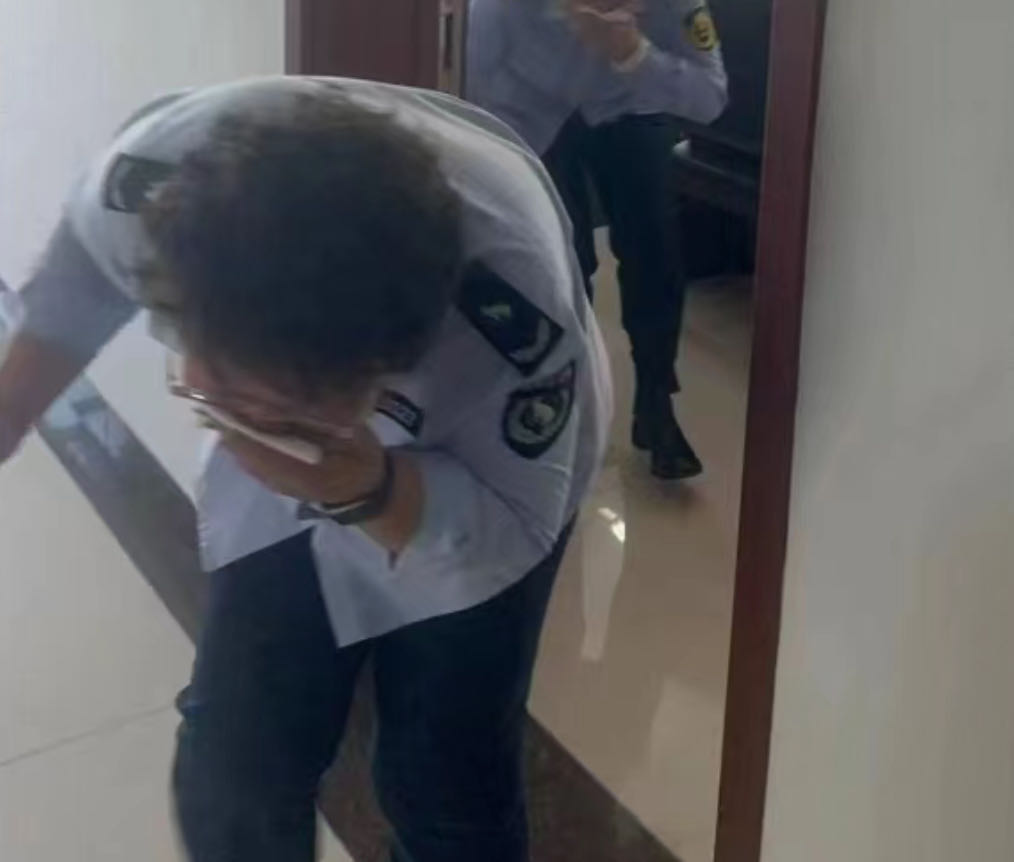 女人与公狍交酡女免费