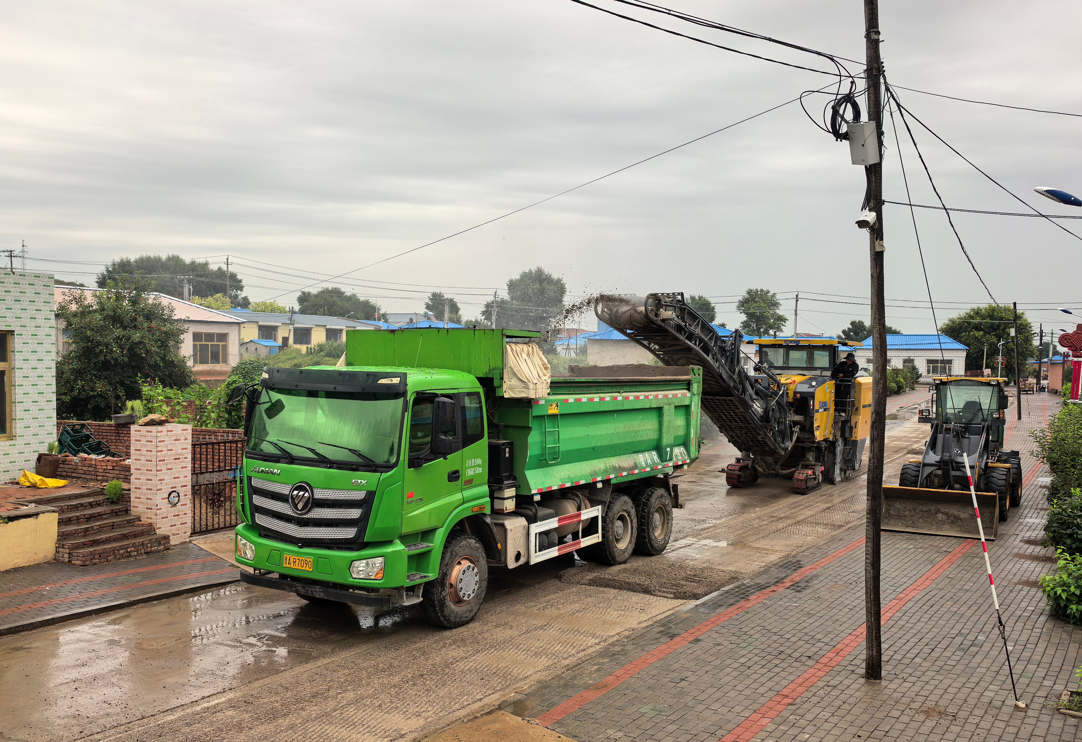 女人与公狍交酡女免费