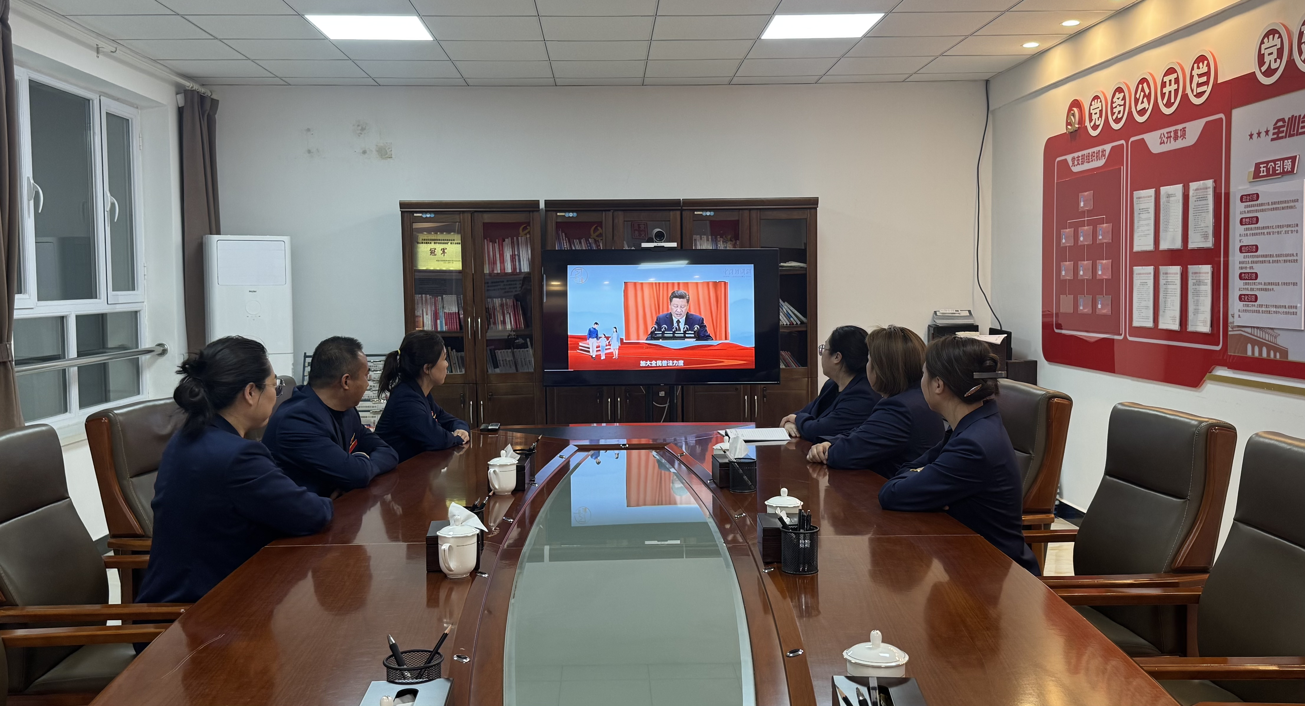 女人与公狍交酡女免费