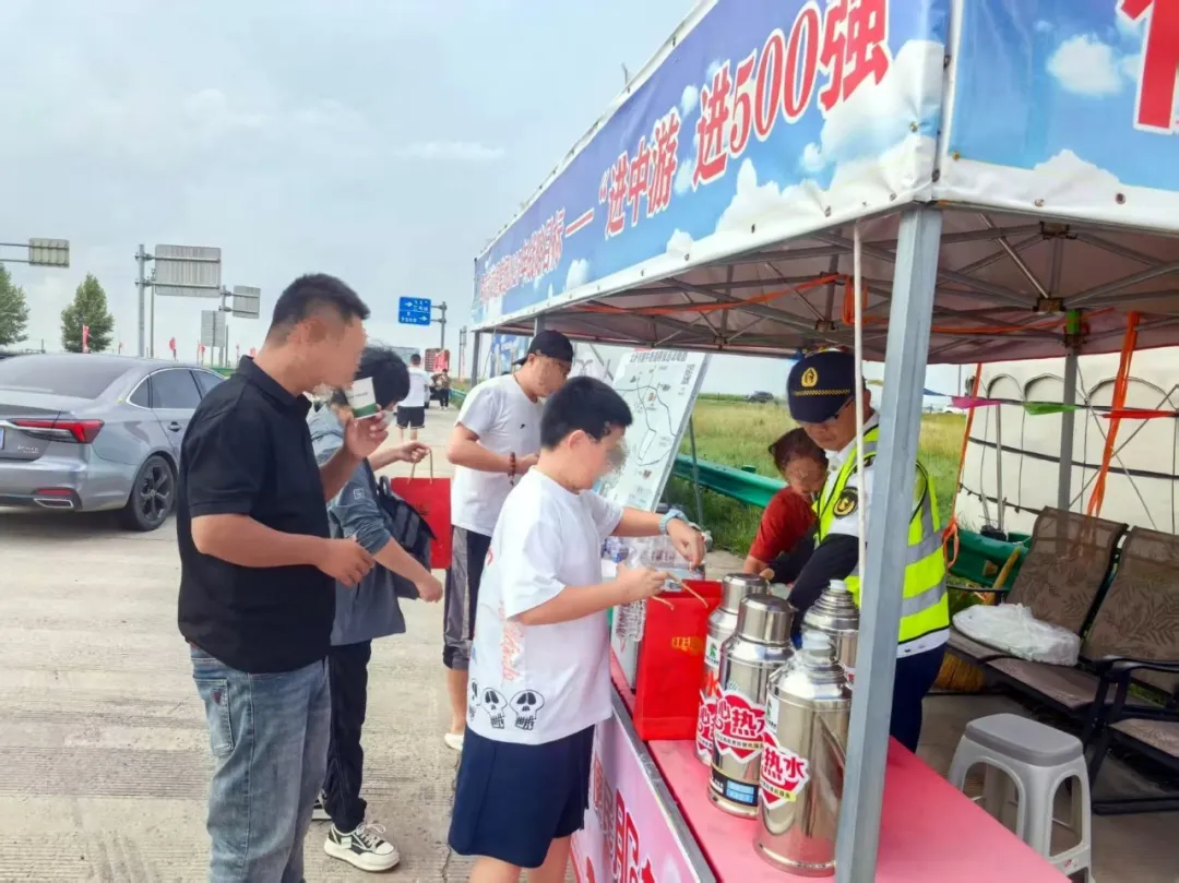 女人与公狍交酡女免费