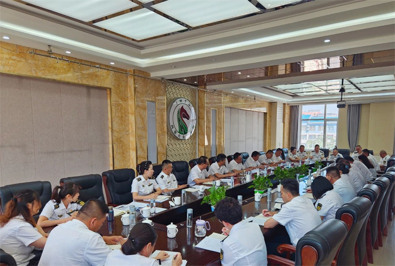 女人与公狍交酡女免费