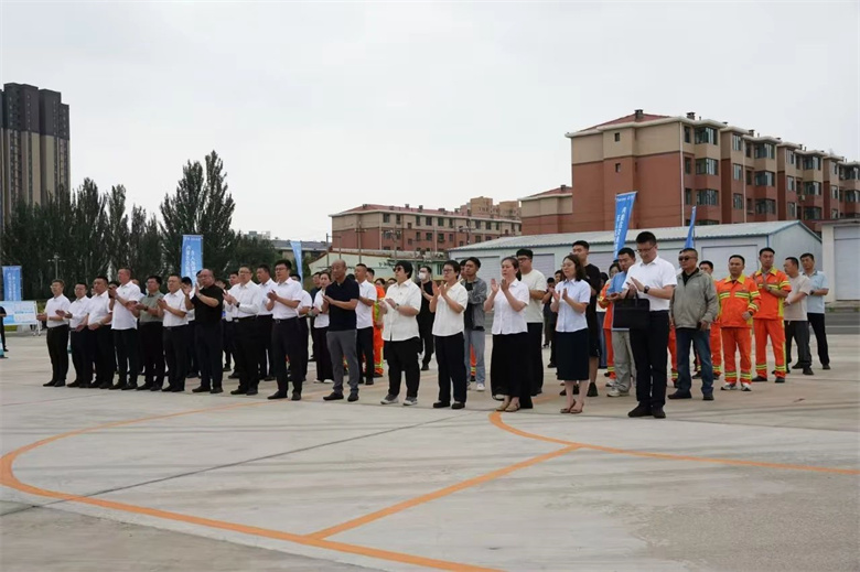 女人与公狍交酡女免费