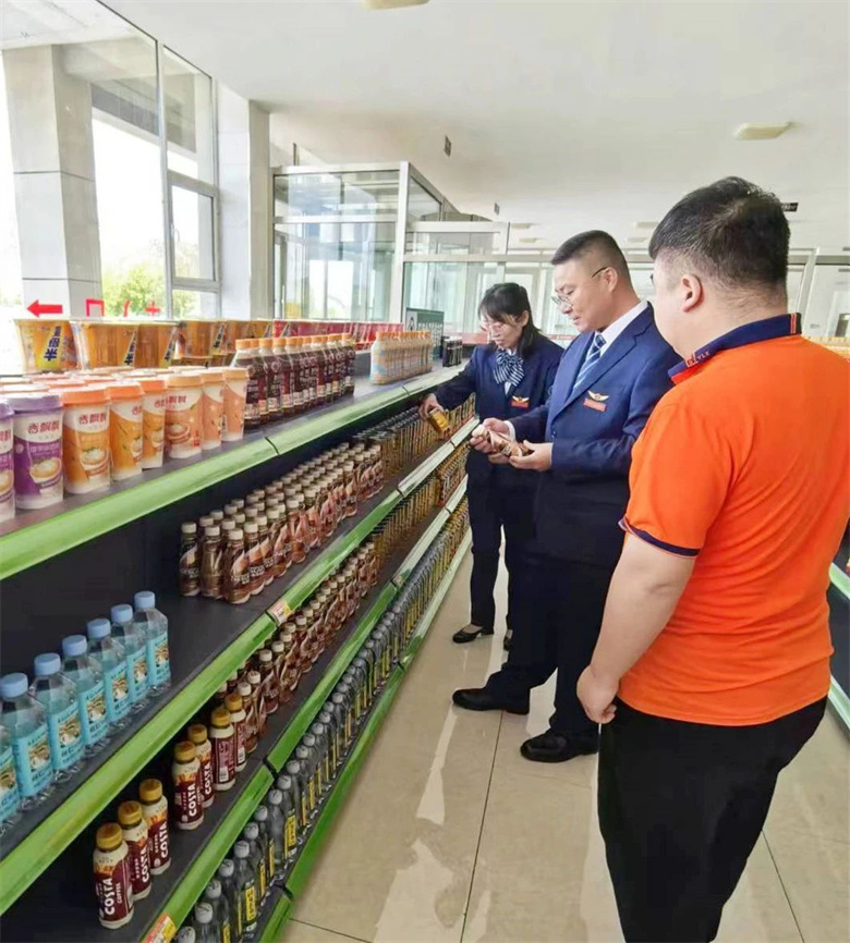 女人与公狍交酡女免费