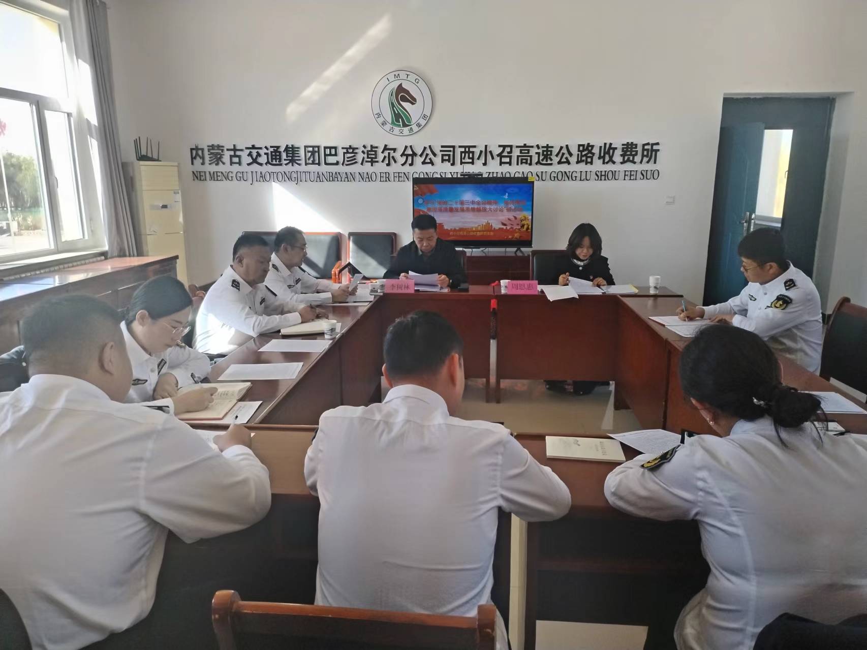 女人与公狍交酡女免费