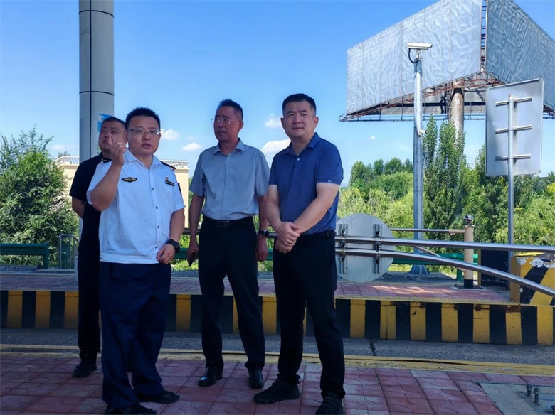 女人与公狍交酡女免费